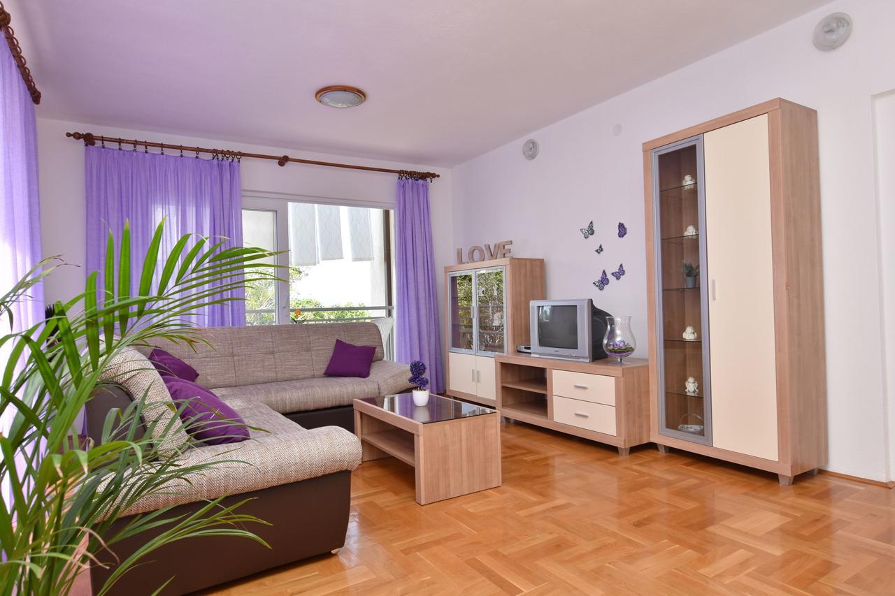 Apartment Angelina Brela Luaran gambar