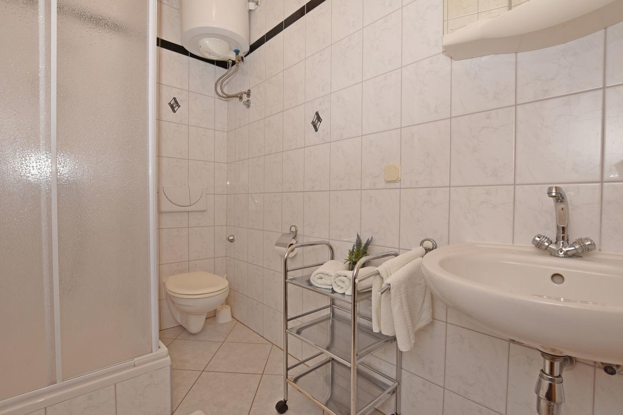 Apartment Angelina Brela Luaran gambar