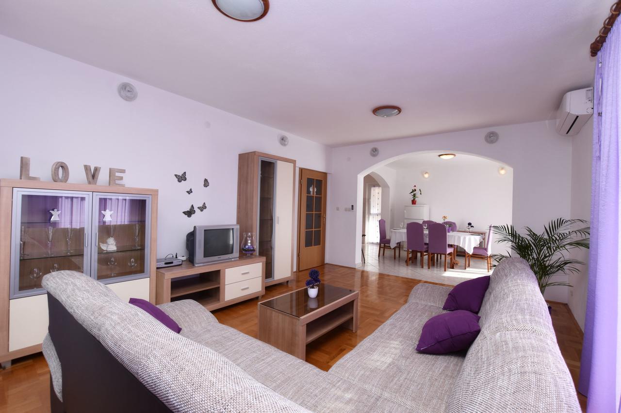 Apartment Angelina Brela Luaran gambar