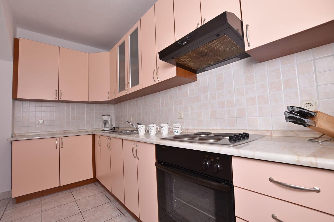 Apartment Angelina Brela Luaran gambar