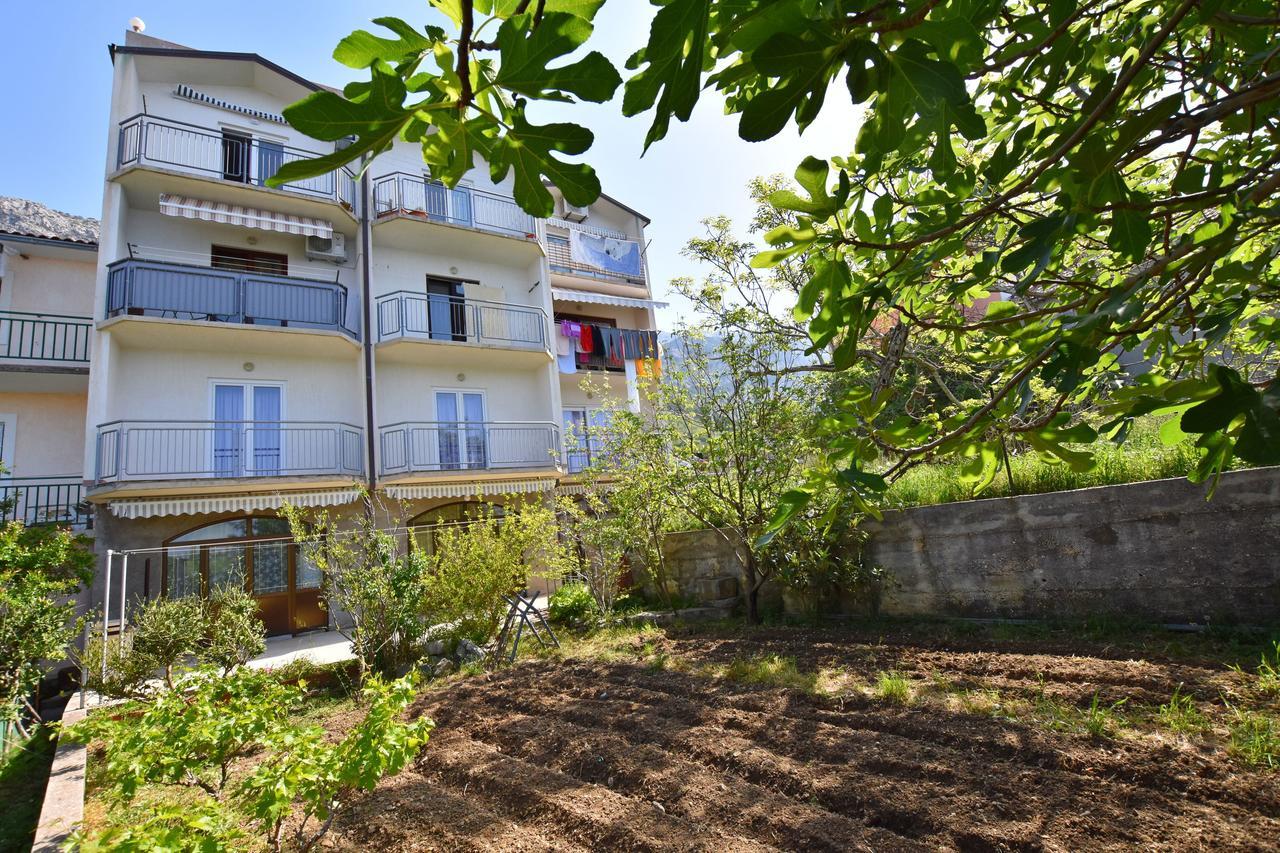Apartment Angelina Brela Luaran gambar