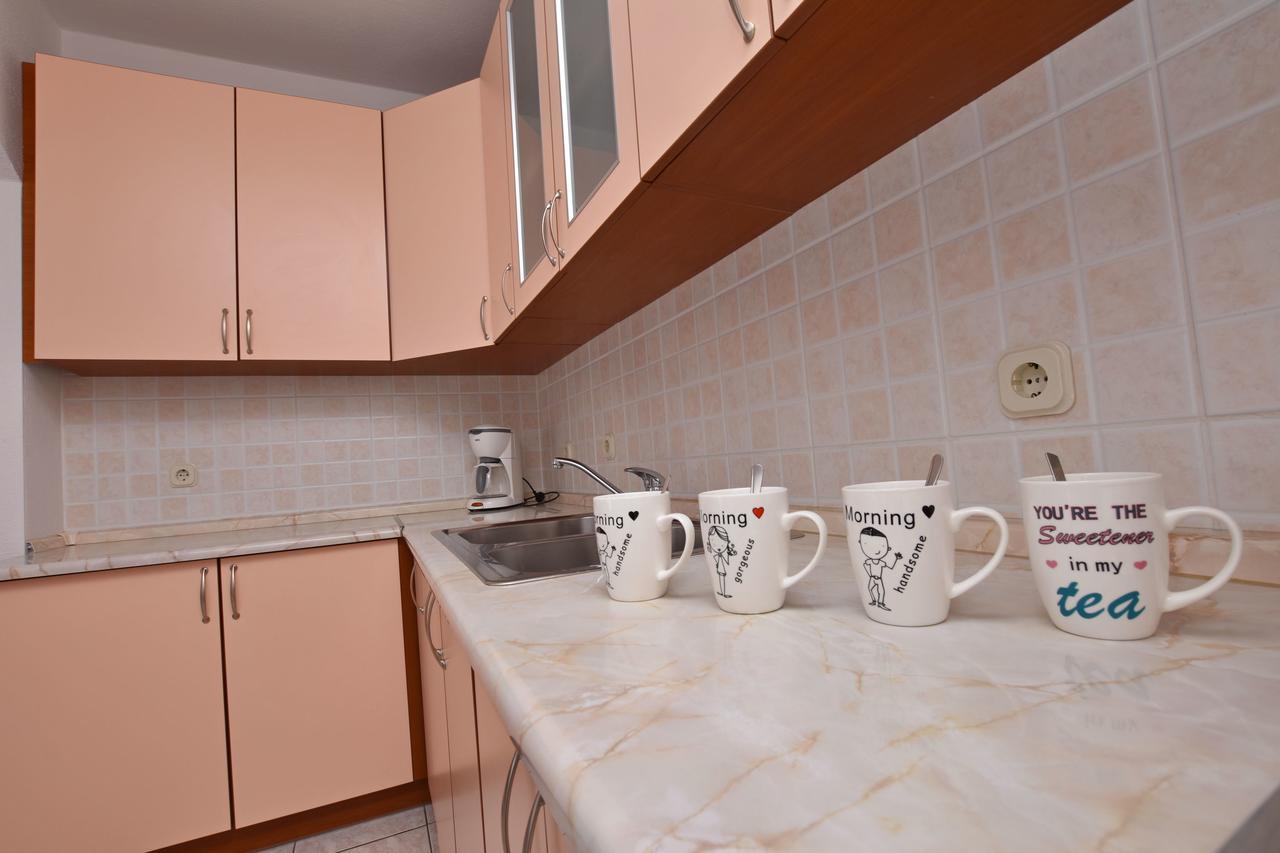 Apartment Angelina Brela Luaran gambar